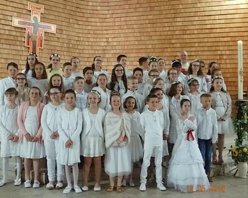 13-05-2018-1ere communion (138)