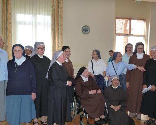 Parmi les religieuses présentes...