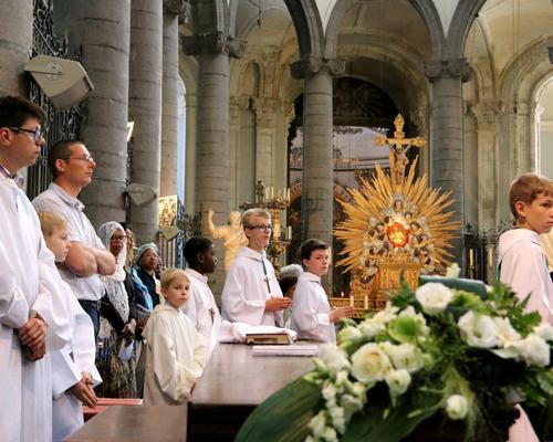 1806_Fête du St-Sacrement Messe 29