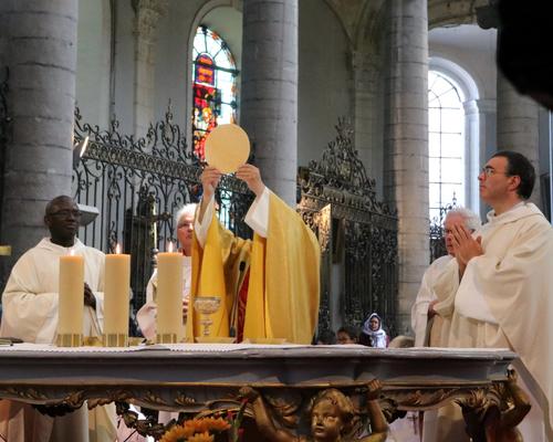 1806_Fête du St-Sacrement Messe 69