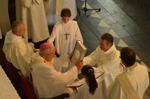 ordination-didier-876750_2
