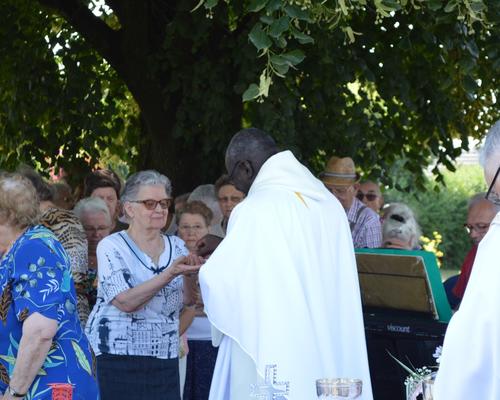 ste ANNE Bertry 18