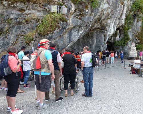 Lourdes2018-photos passage grotte (5)