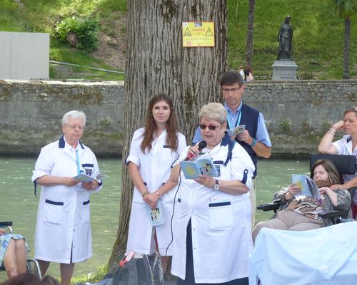 Lourdes2018-photos chemindecroix prairie (8)