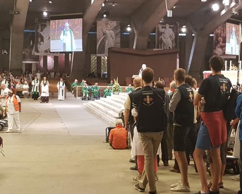 Lourdes2018-photos messe internat (0)