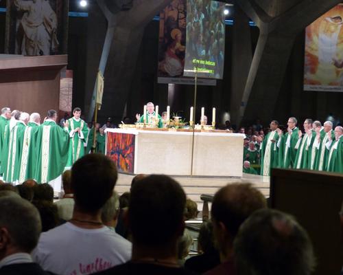 Lourdes2018-photos messe internat (24)