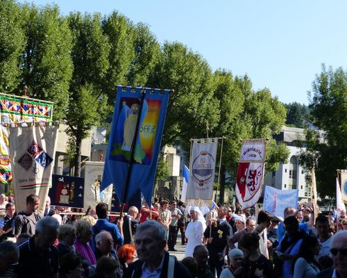 Lourdes2018-photos Angelus dimanche (1)