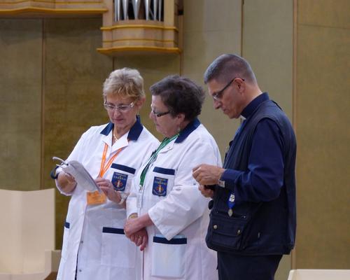 Lourdes2018-photos Sacrmt reconciliation (3)