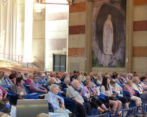 Lourdes2018-photos Sacrmt reconciliation (4)