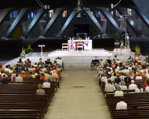 Lourdes2018-photos Sacrmt reconciliation (17)