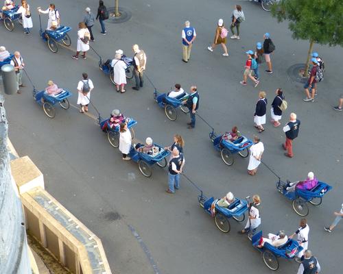 Lourdes2018-photos messe grotte (9)