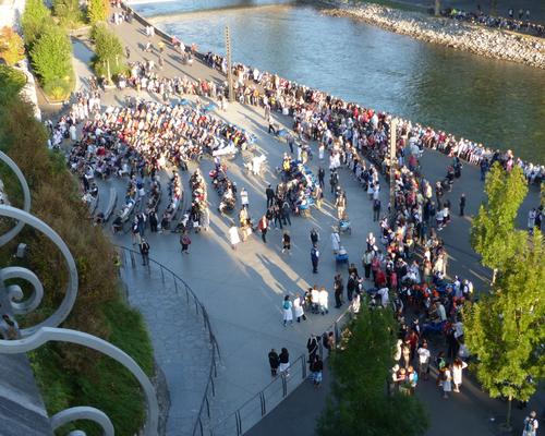 Lourdes2018-photos messe grotte (16)