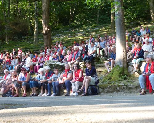 Lourdes-2018 - photos Cathedrale verdure (17)