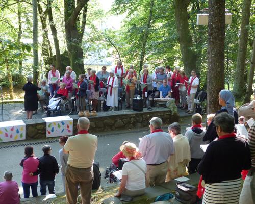 Lourdes-2018 - photos Cathedrale verdure (44)