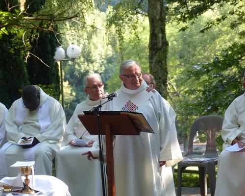Lourdes-2018 - photos Cathedrale verdure (56)