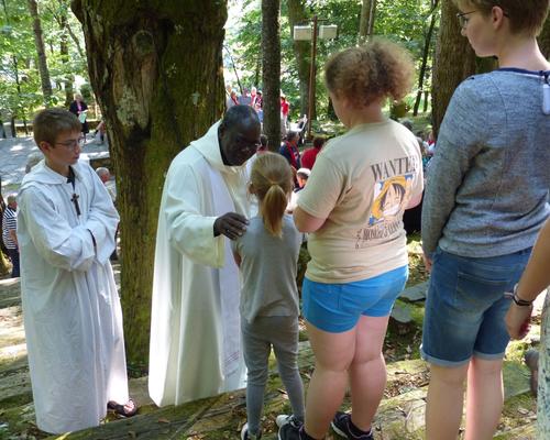 Lourdes-2018 - photos Cathedrale verdure (71)