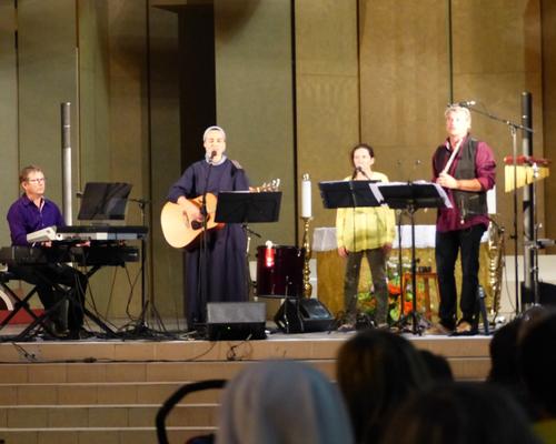 Lourdes 2018 - photos - Recital Soeur Agathe (6)