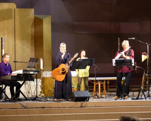 Lourdes 2018 - photos - Recital Soeur Agathe (10)