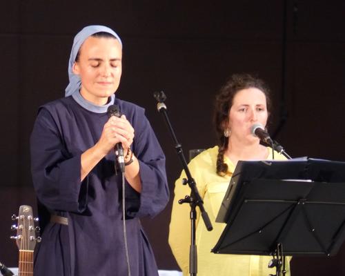 Lourdes 2018 - photos - Recital Soeur Agathe (15)