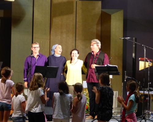 Lourdes 2018 - photos - Recital Soeur Agathe (74)