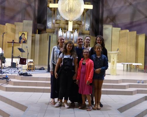 Lourdes 2018 - photos - Recital Soeur Agathe (79)