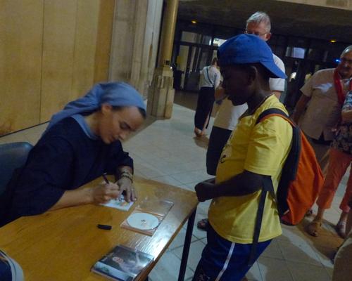 Lourdes 2018 - photos - Recital Soeur Agathe (85)