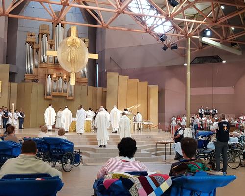 Lourdes 2018 - photos onction malades (14)