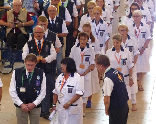 Lourdes 2018 - photos onction malades (20)