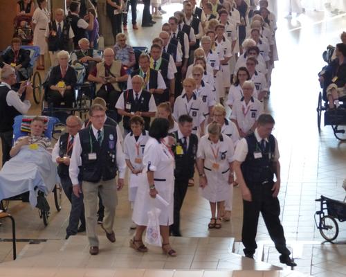 Lourdes 2018 - photos onction malades (21)
