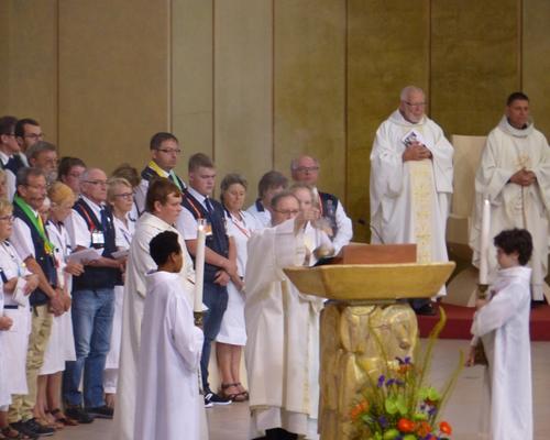 Lourdes 2018 - photos onction malades (46)