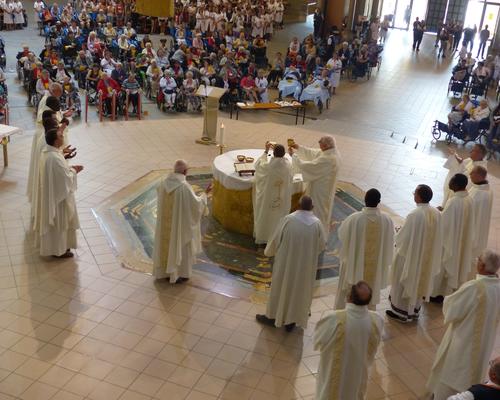 Lourdes 2018 - photos onction malades (68)