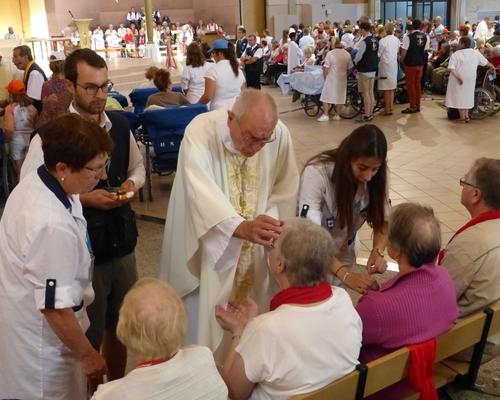 Lourdes 2018 - photos onction malades (98)