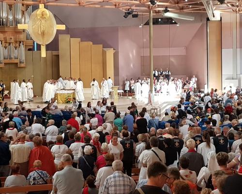 Lourdes 2018 - photos onction malades (113)