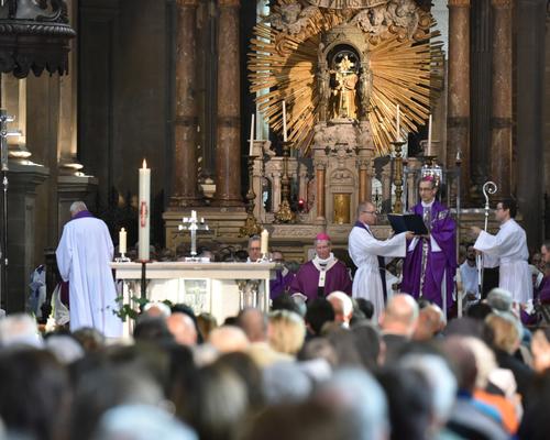 Funerailles Mgr Garnier 08-2018 (13)