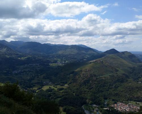 la montée vers la Cité Saint Pierre
