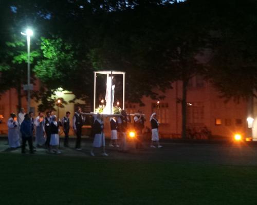 la procession Mariale
