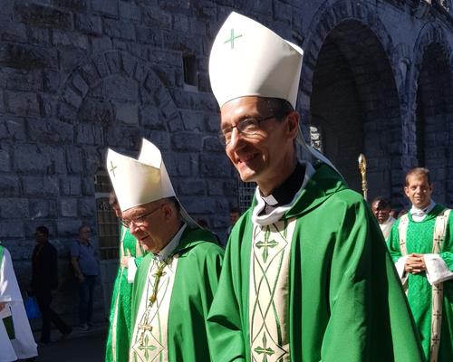 Mgr Dollman vert + mitre (3)
