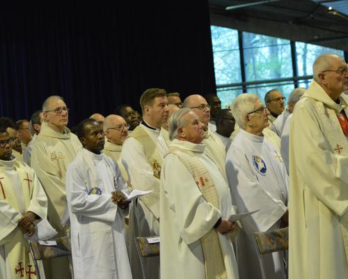 accueil mgr Dollmann 48