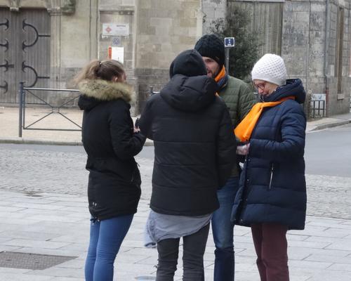 8-Au pied du beffroi
