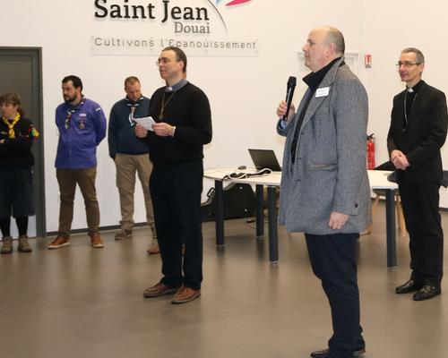 1812_Rencontre des scouts avec Mgr Dollmann 2