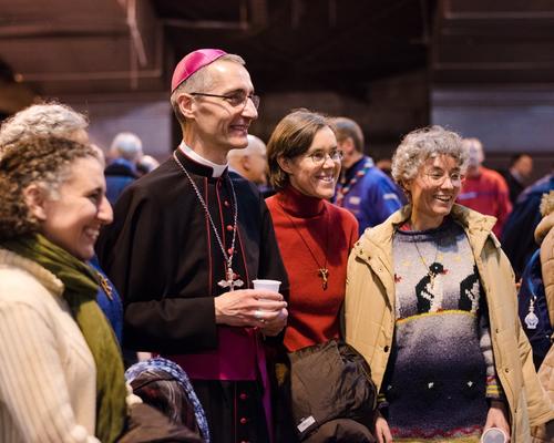 Mgr Dollmann + serviteurs de l'evangile