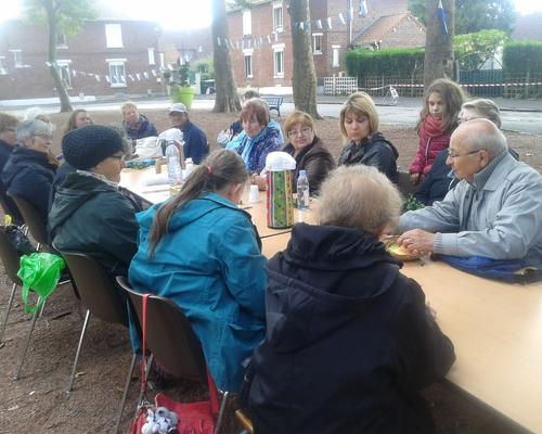 St Cordon 2017 Place des platanes gpe partage (23)