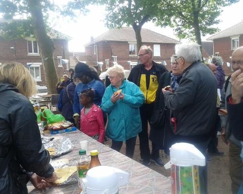 St Cordon 2017 Place des platanes gpe partage (30)