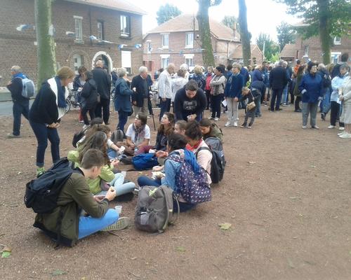 St Cordon 2017 Place des platanes gpe partage (54)