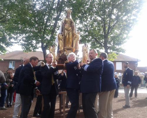 St Cordon 2017 Place des platanes gpe partage (60)