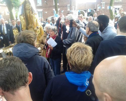 St Cordon 2017 Place des platanes gpe partage (71)