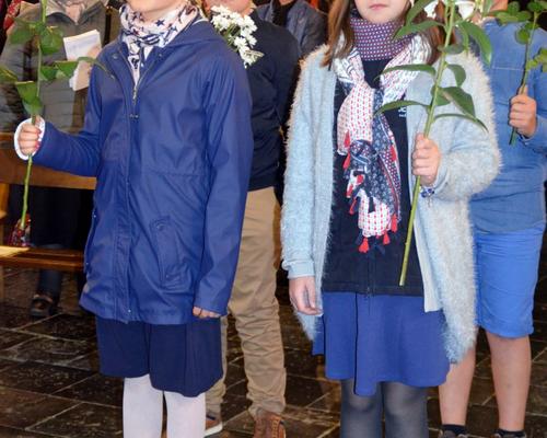 2019-05-05 premières communions à Landrecies 16