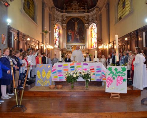 2019-05-05 premières communions à Landrecies 36