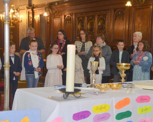 2019-05-05 premières communions à Landrecies 38
