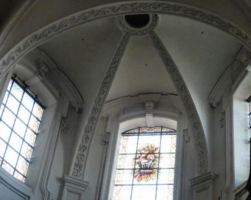 vitrail de l'agneau, chapelle du St Sépulcre